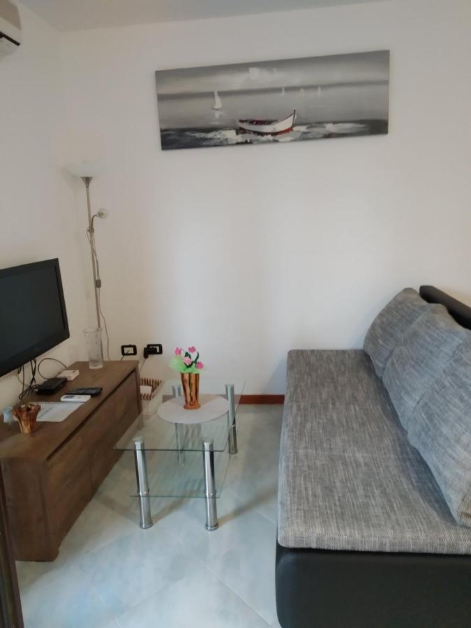Studio Apartman Erika Ližnjan Exterior foto